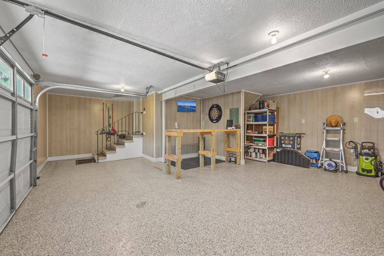 1854 Hutton Court Photo 40