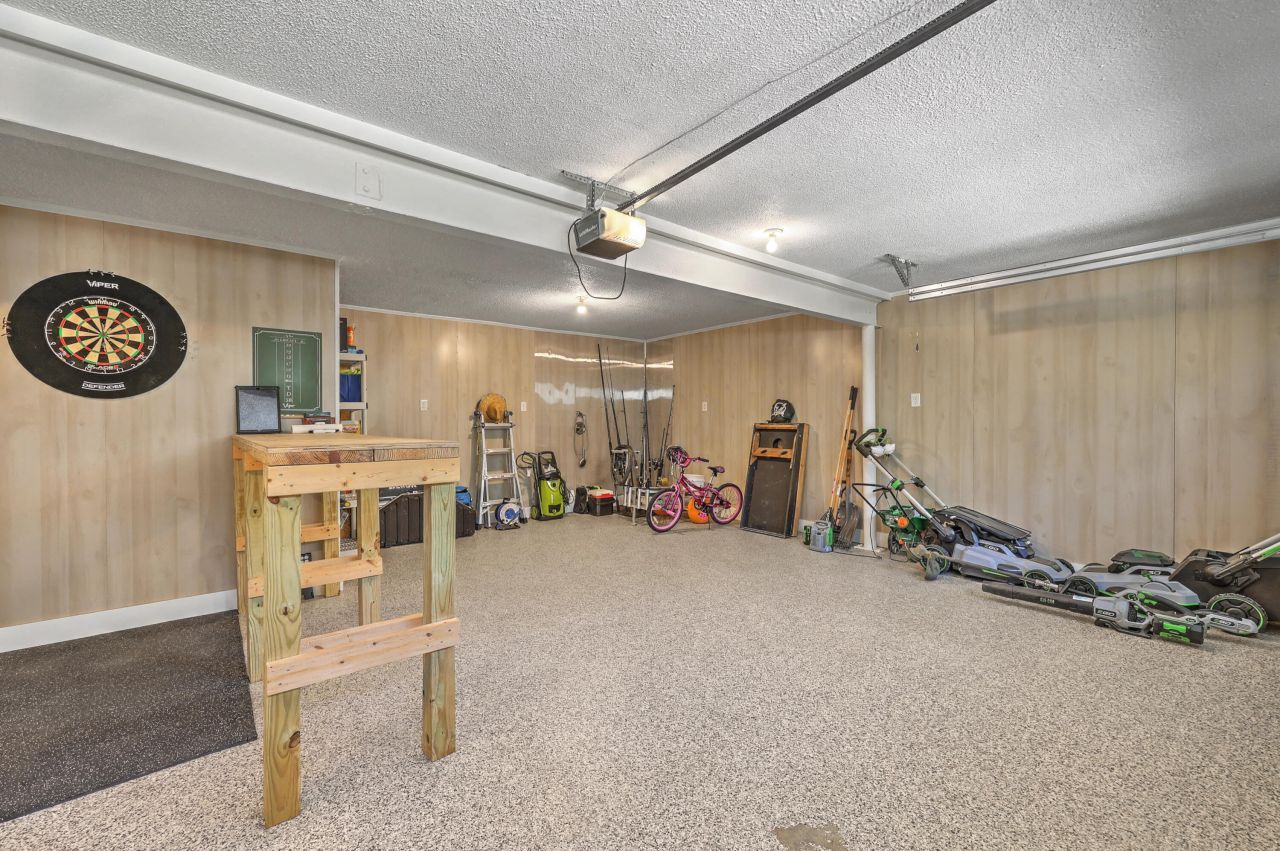 1854 Hutton Court Photo 41