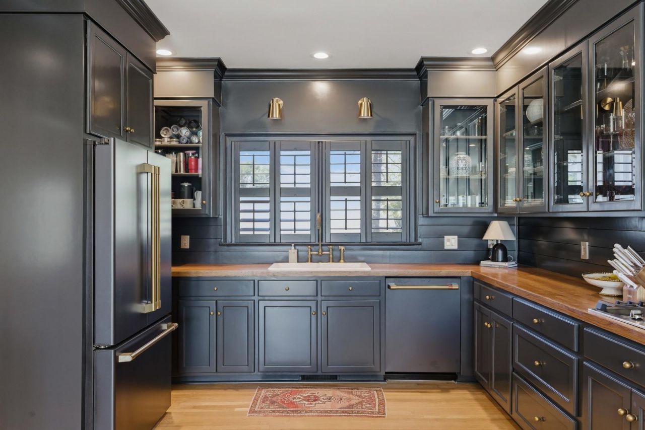 2220 Jasper Boulevard Photo 5