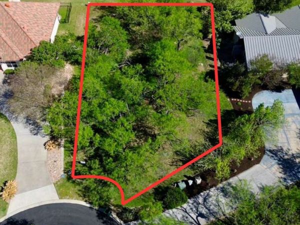 604 Buckskin, Horseshoe Bay, TX 78657