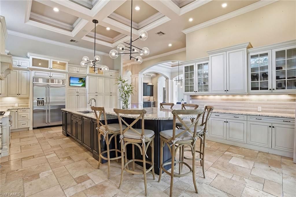 7562 Cordoba Cir, Naples, FL 34109 Photo