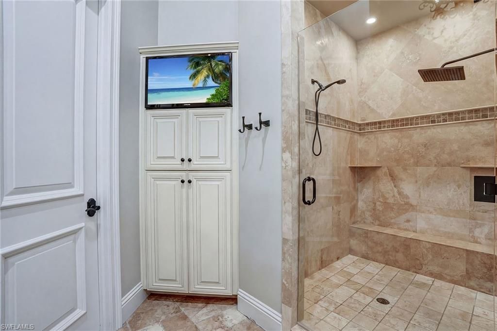 7562 Cordoba Cir, Naples, FL 34109 Photo