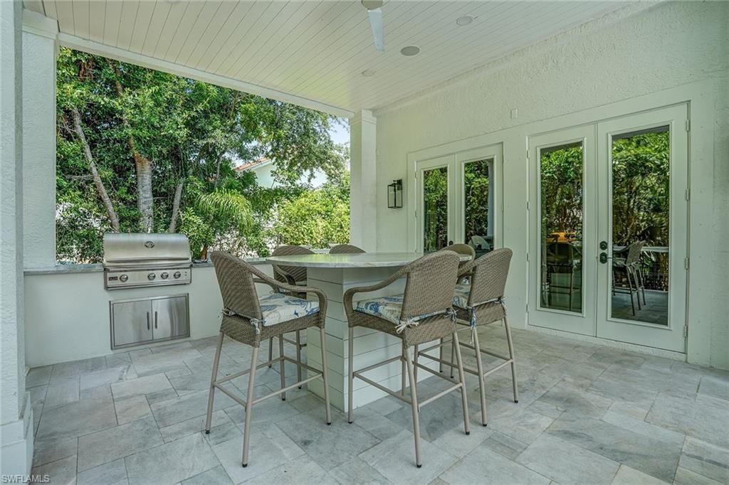 7562 Cordoba Cir, Naples, FL 34109 Photo