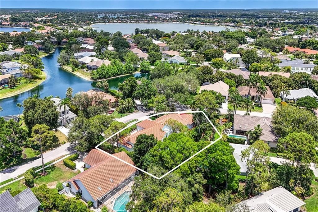 7562 Cordoba Cir, Naples, FL 34109 Photo