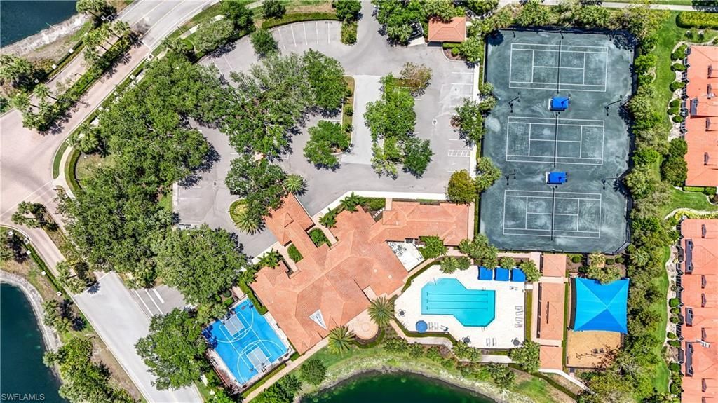 7562 Cordoba Cir , Naples, FL 34109 Photo