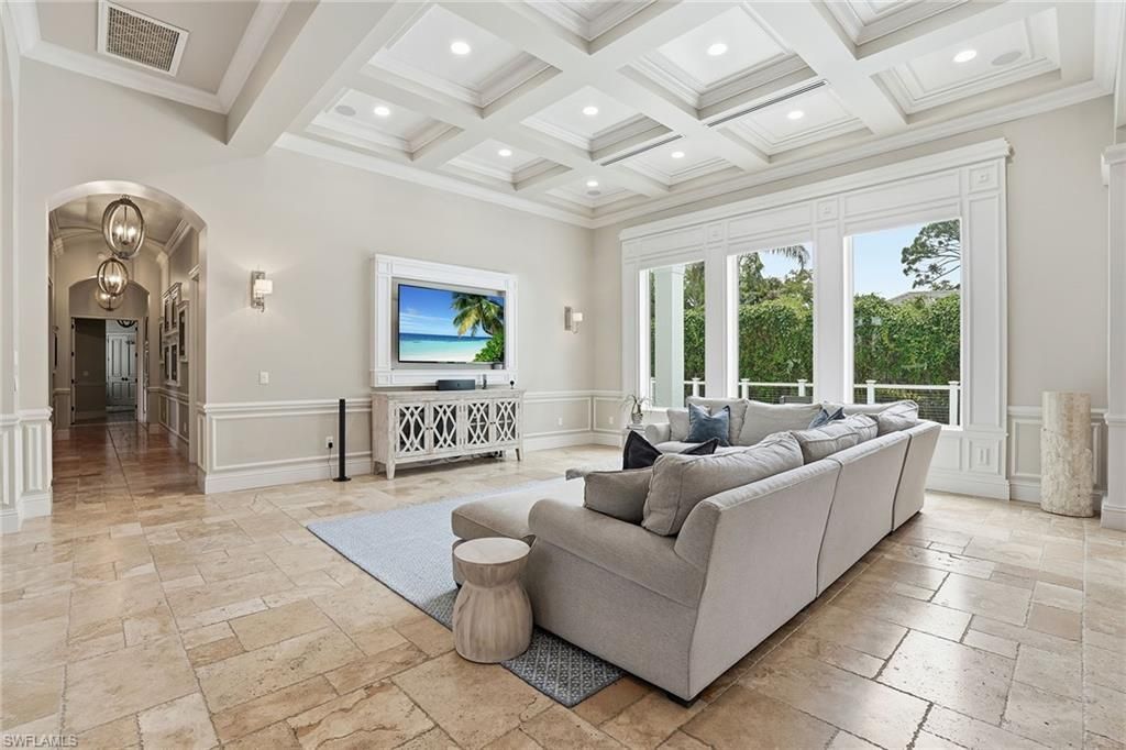 7562 Cordoba Cir, Naples, FL 34109 Photo