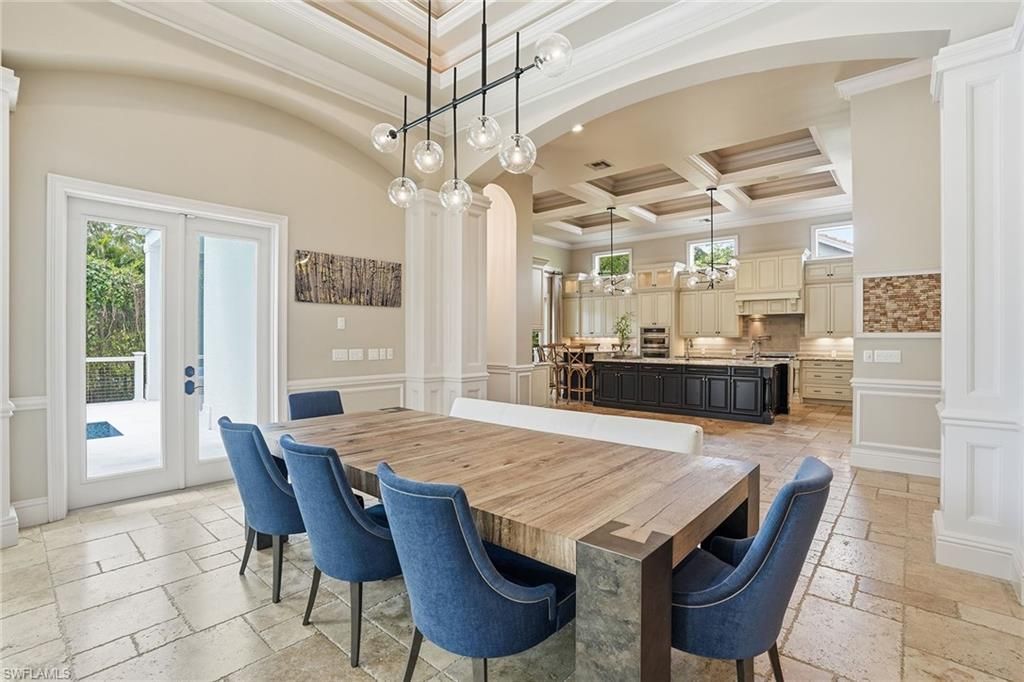 7562 Cordoba Cir, Naples, FL 34109 Photo