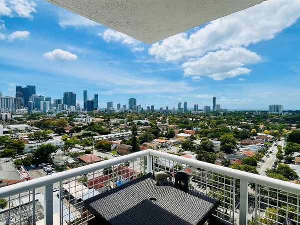 900 SW 8th St , Unit 1509, Miami, FL 33130