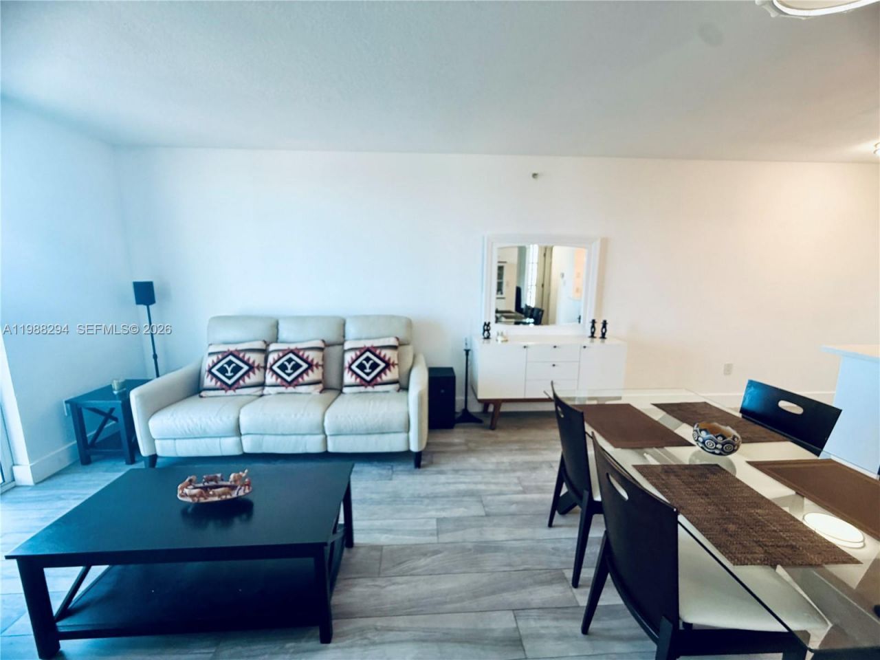 900 SW 8th St , Unit 1509, Miami, FL 33130 Photo