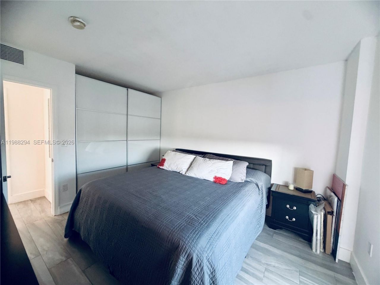 900 SW 8th St , Unit 1509, Miami, FL 33130 Photo