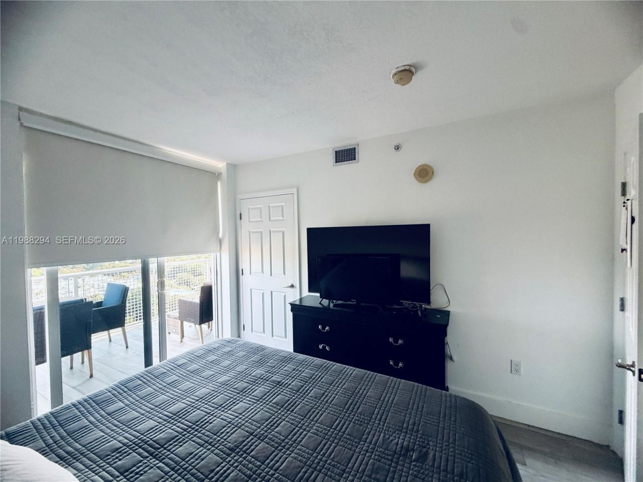 900 SW 8th St , Unit 1509, Miami, FL 33130 Photo