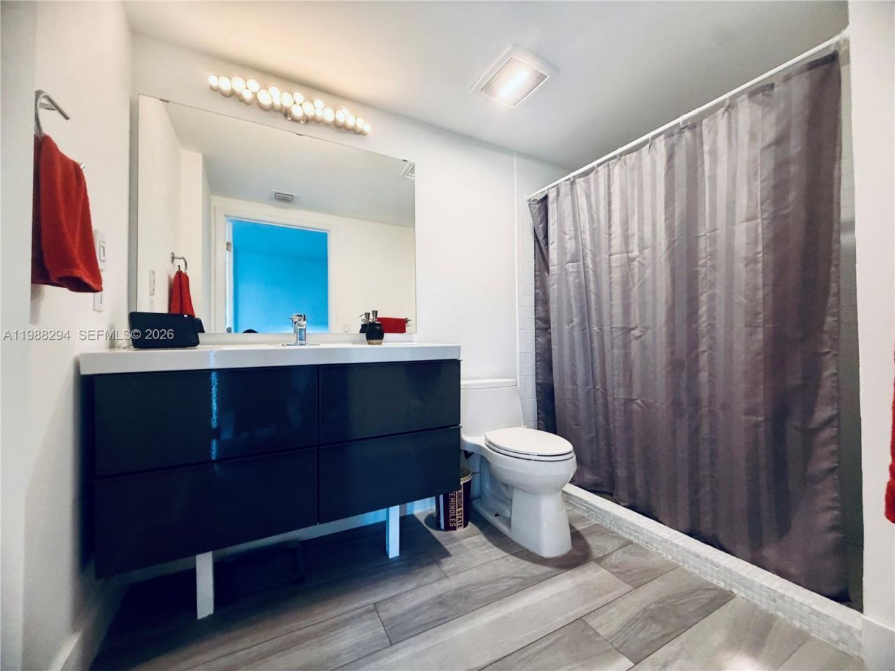 900 SW 8th St , Unit 1509, Miami, FL 33130 Photo