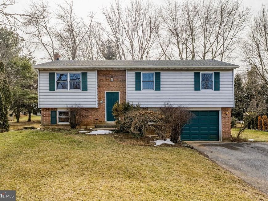 30 Buttonwood Drive, Lititz, PA 17543 Main Photo