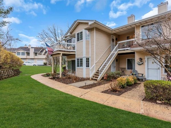 80 Wendover Court, Bedminster, NJ 07921