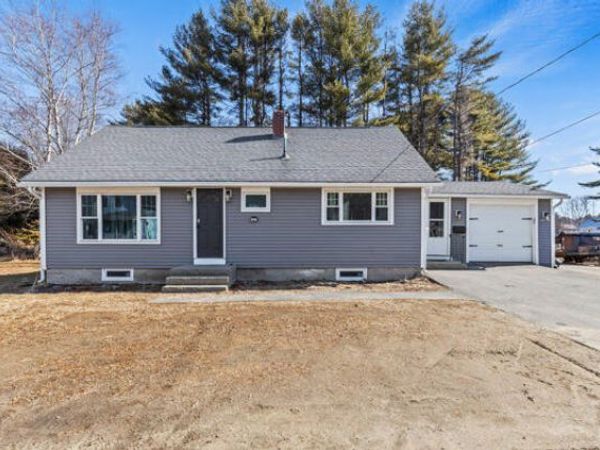 32 Grove Street , Lewiston, ME 04240