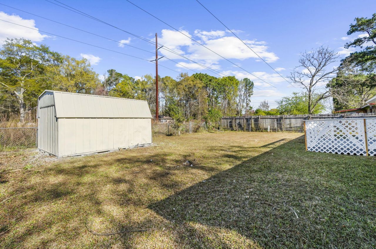302 Gippy Drive Photo 32