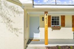 302 Gippy Drive photo 4