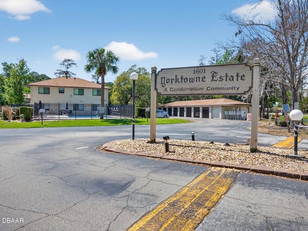 1601 Big Tree Road, Unit 101, Daytona Beach, FL 32119