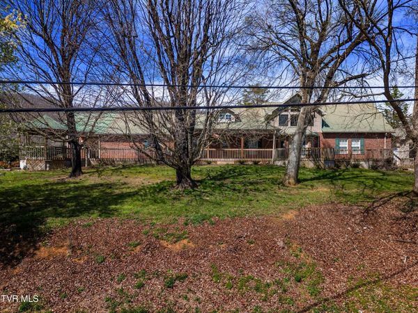 1645 East Main Street, Rogersville, TN 37857