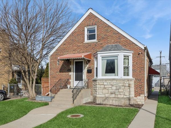 3813 N CUMBERLAND Avenue , Chicago, IL 60634