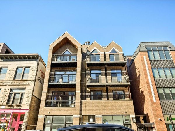 2240 W North Avenue, Unit 4E, Chicago, IL 60647