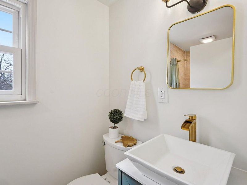 1079 Acton Road, Columbus, OH 43224 Photo 19