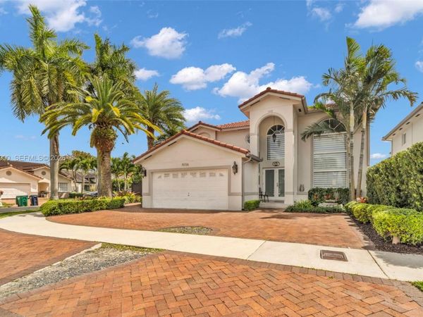 15726 SW 76th Ter , Miami, FL 33193