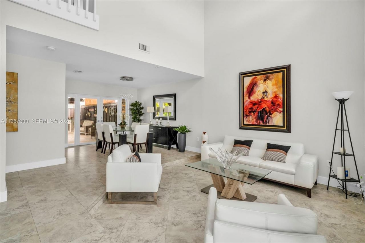 15726 SW 76th Ter, Miami, FL 33193 Photo