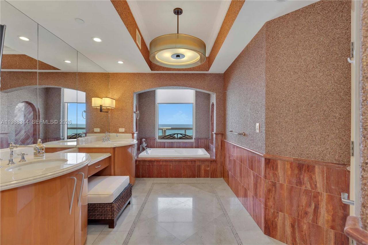 17875 Collins Ave , Unit 1201, Sunny Isles Beach, FL 33160 Photo