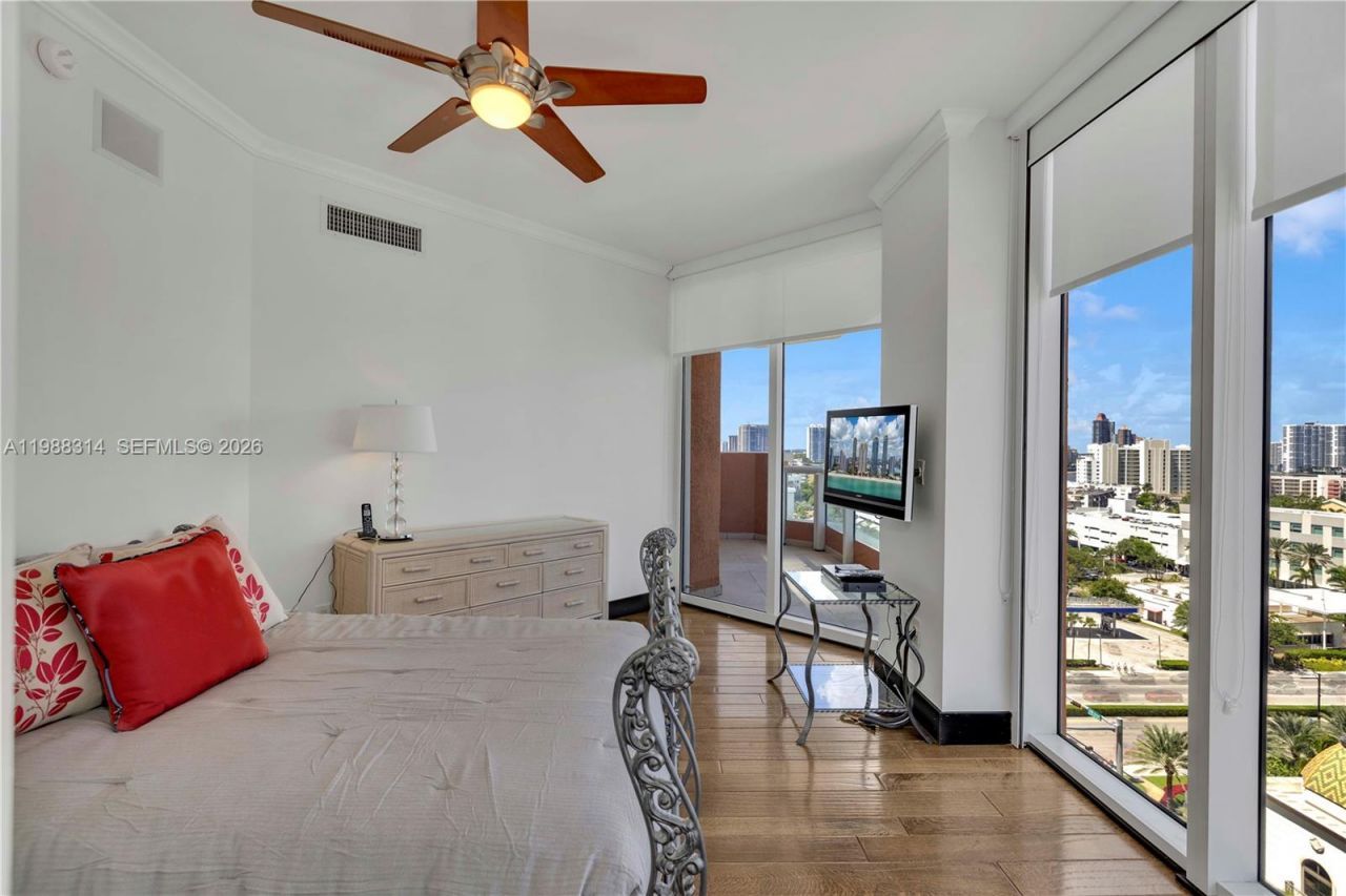 17875 Collins Ave , Unit 1201, Sunny Isles Beach, FL 33160 Photo