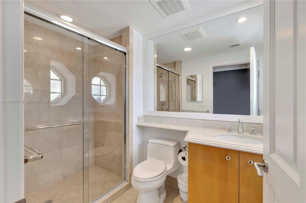 17875 Collins Ave , Unit 1201, Sunny Isles Beach, FL 33160 Photo