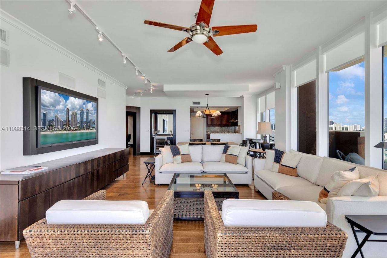 17875 Collins Ave , Unit 1201, Sunny Isles Beach, FL 33160 Photo