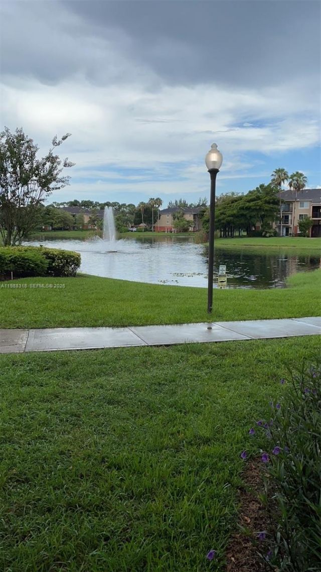 4195 N Haverhill Rd , Unit 318, West Palm Beach, FL 33417 Photo