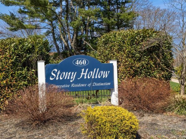 460 Old Town Road , Unit 20F, Port Jefferson Station, NY 11776