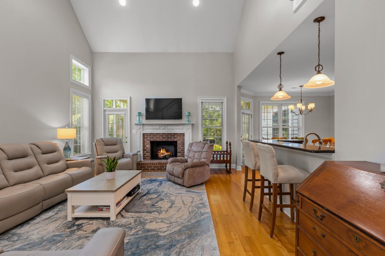 4004 Bayfield Loop Photo 13