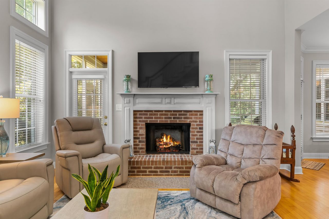 4004 Bayfield Loop Photo 20