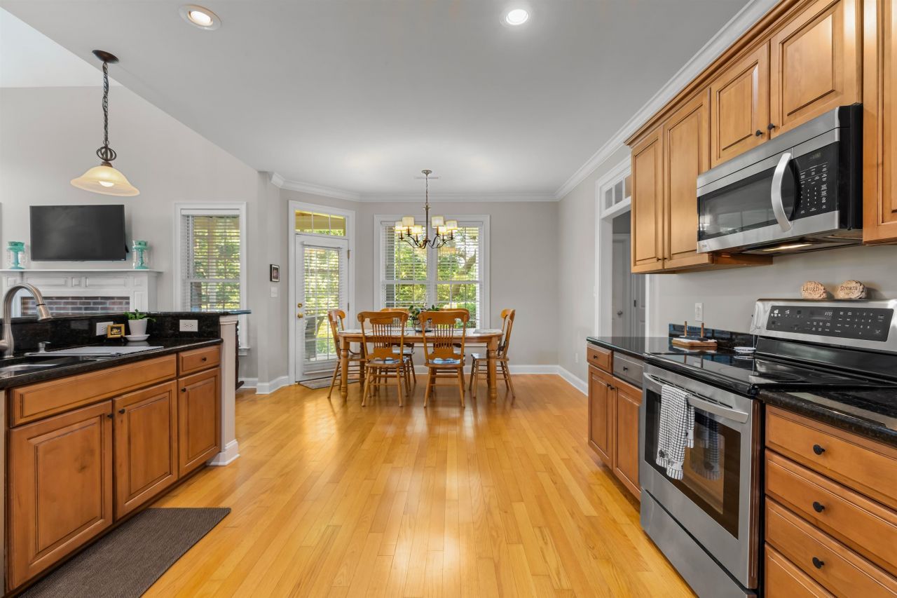 4004 Bayfield Loop Photo 25