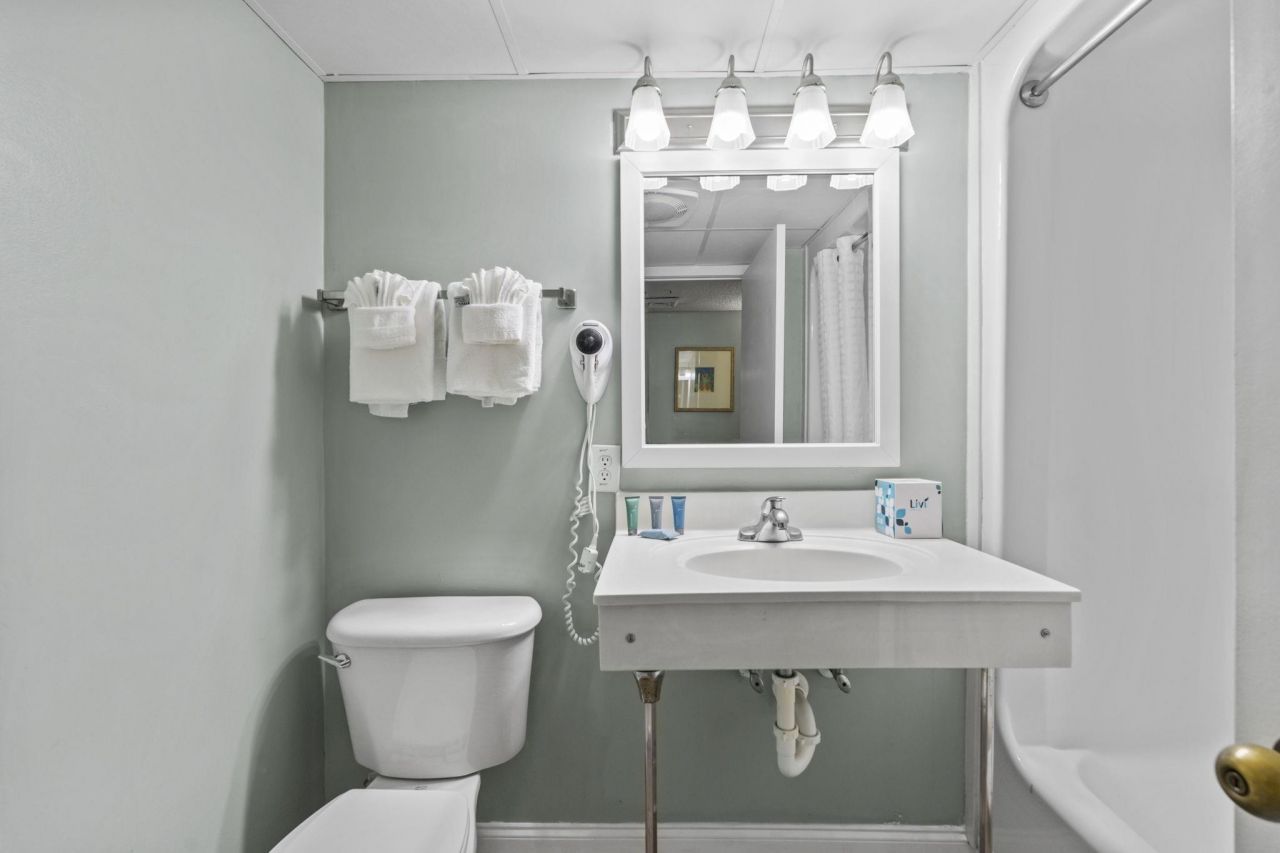 201 77th Ave. N  Photo 33