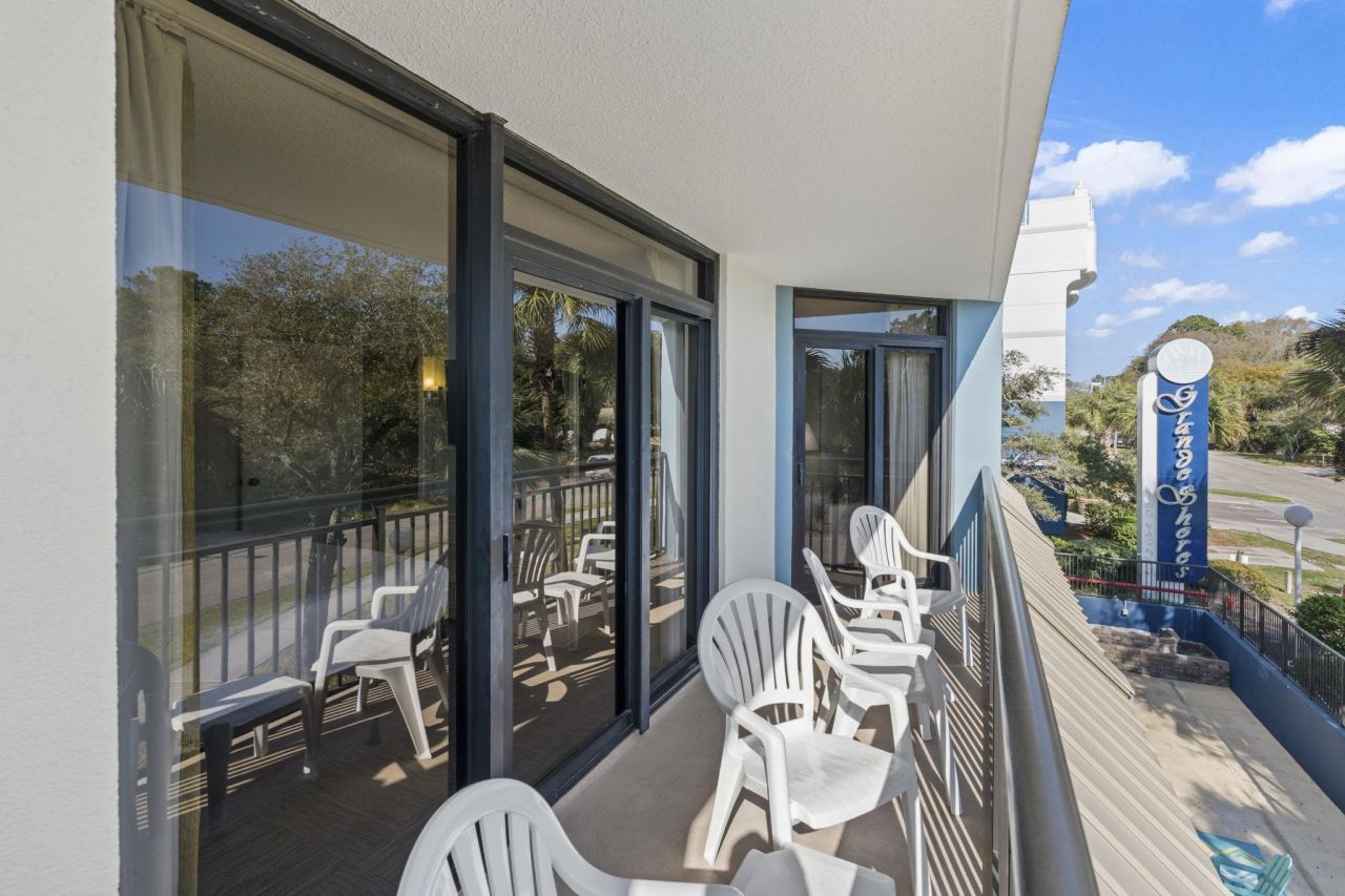 201 77th Ave. N  Photo 37