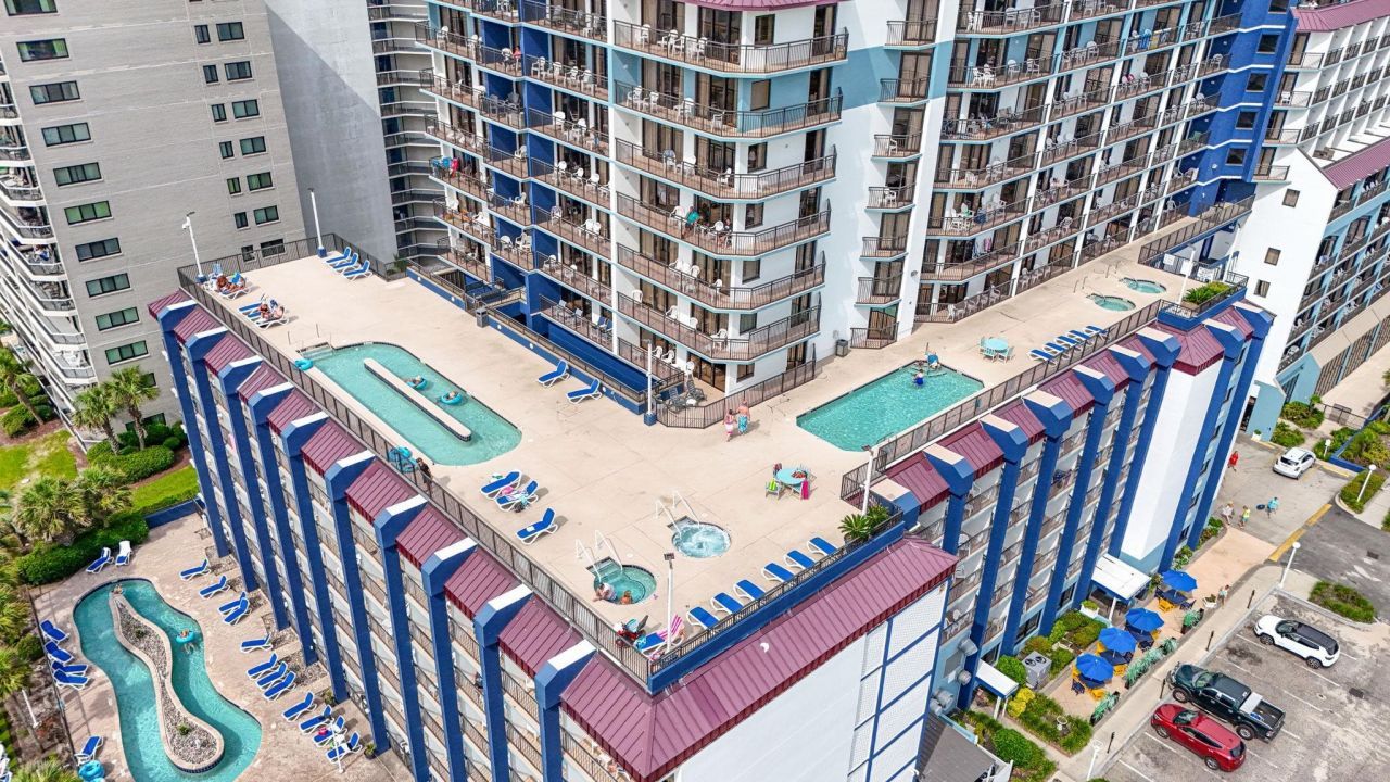 201 77th Ave. N  Photo 4