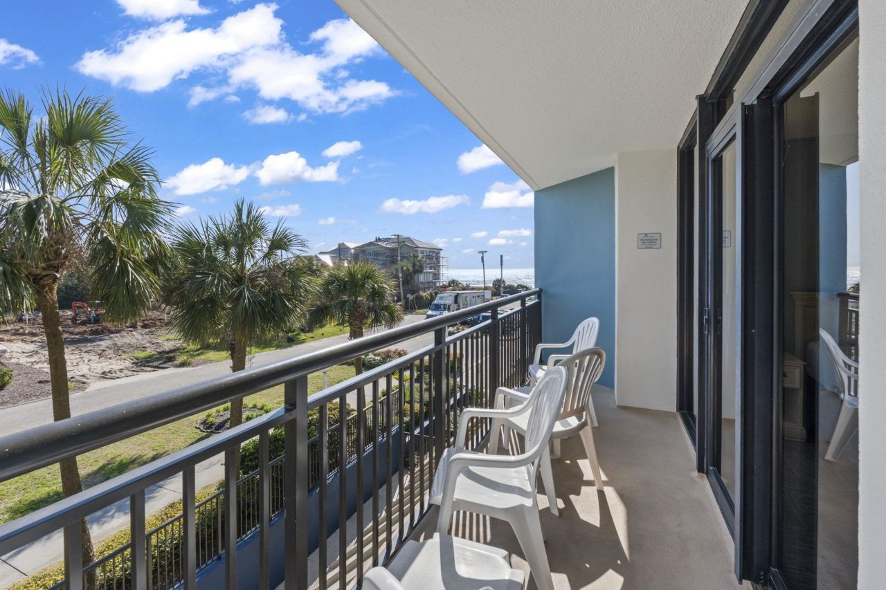 201 77th Ave. N  Photo 7