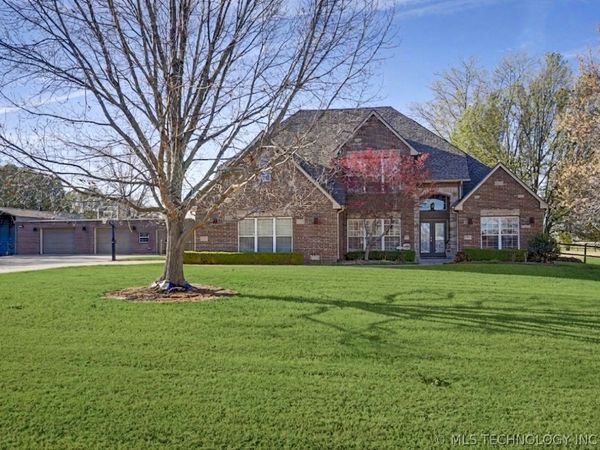 8320 S 257th East Avenue, Broken Arrow, OK 74014