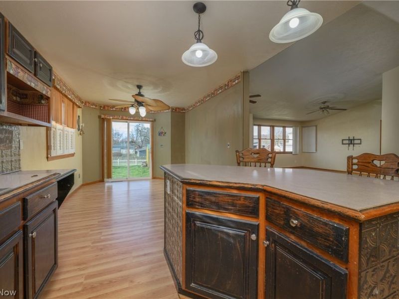 223 E 9th Street , Uhrichsville, OH 44683 Photo 13