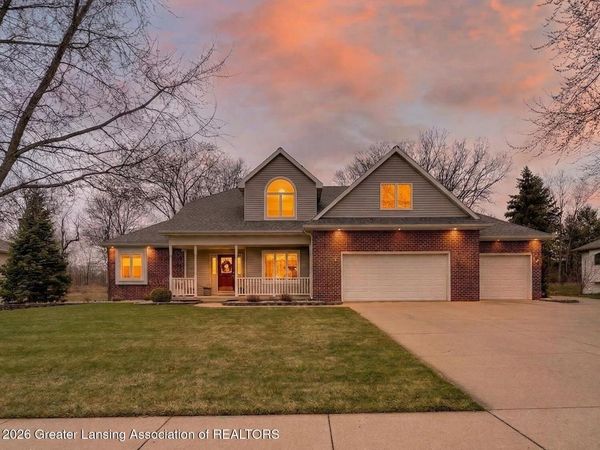 2545 Hummingbird Lane, Holt, MI 48842