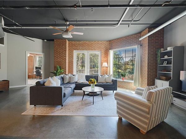 395 Central Park Place NE, Unit 210, Atlanta, GA 30312