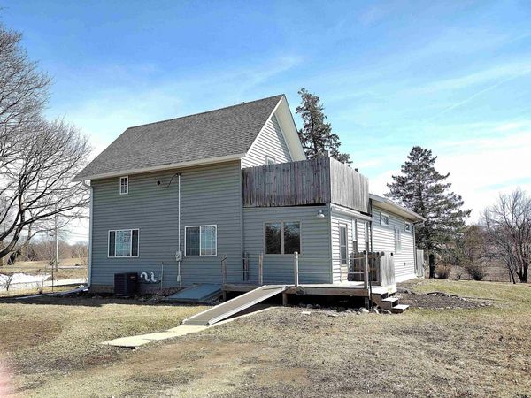 8806 Trask Bridge Road, ROCKFORD, IL 61101