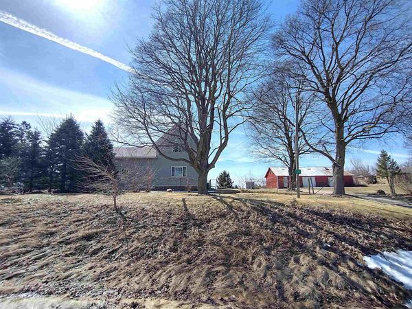 8806 Trask Bridge Road, ROCKFORD, IL 61101