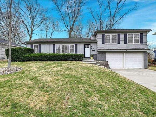 6001 W 101st Terrace, Overland Park, KS 66207