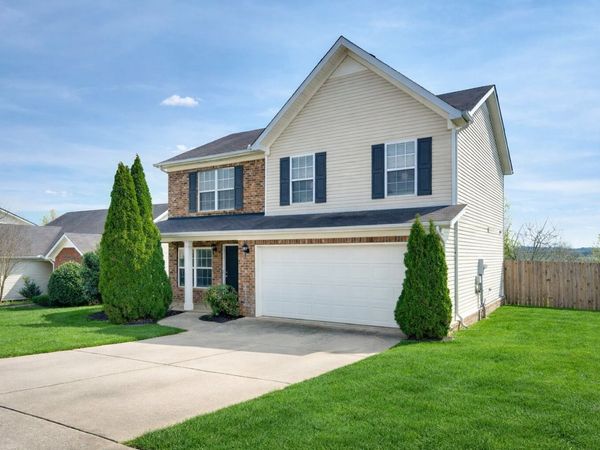 1014 Longhunter Chase Dr , Spring Hill, TN 37174