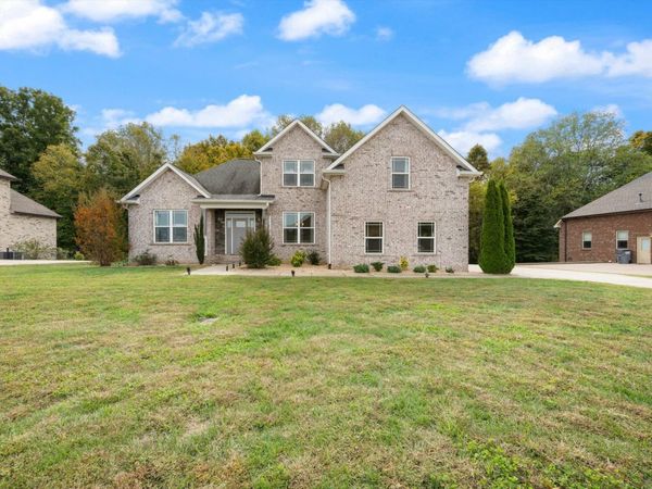 4212 Sheffield Ln, Greenbrier, TN 37073